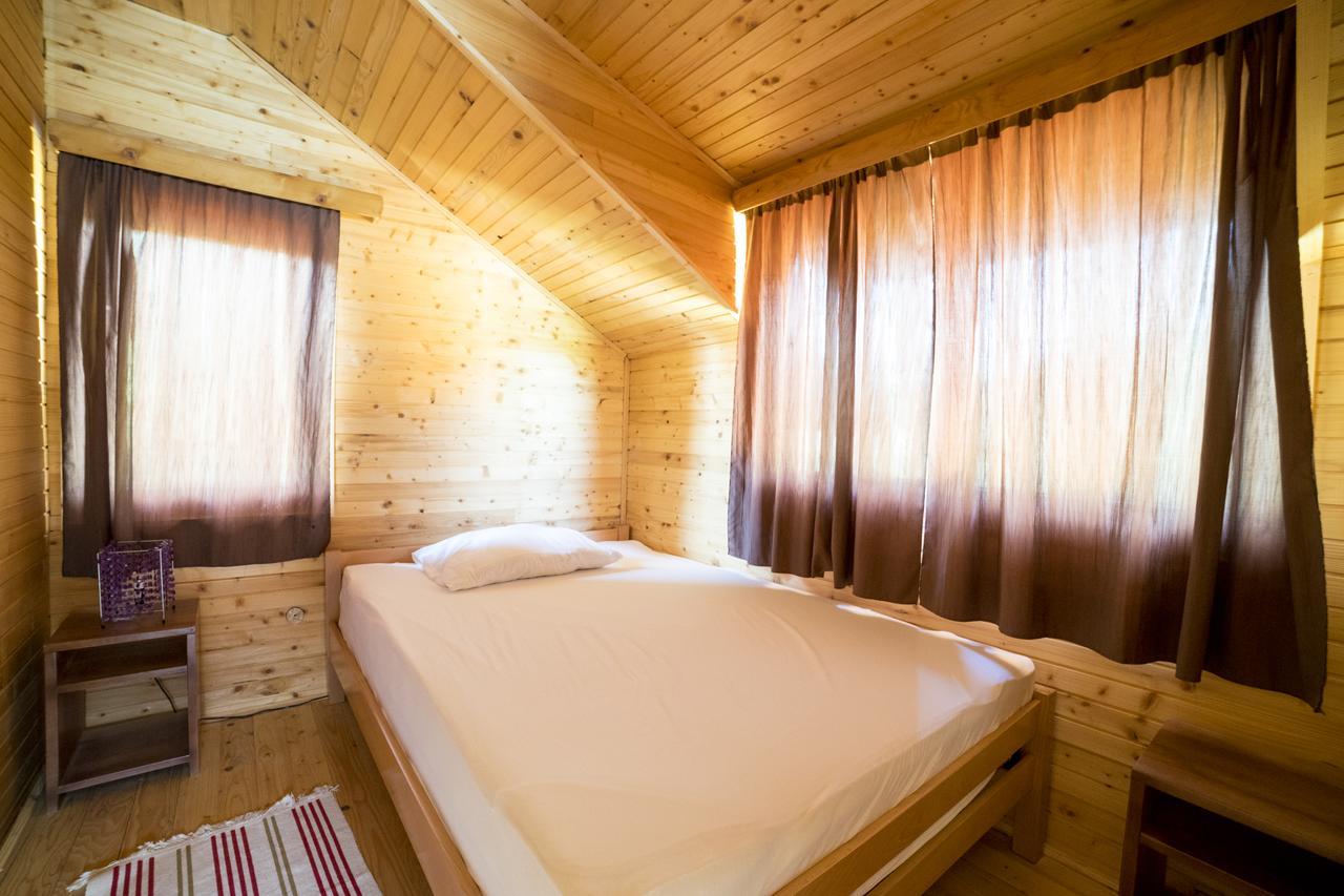 Holiday Homes Piralo Kostajnica Exteriér fotografie